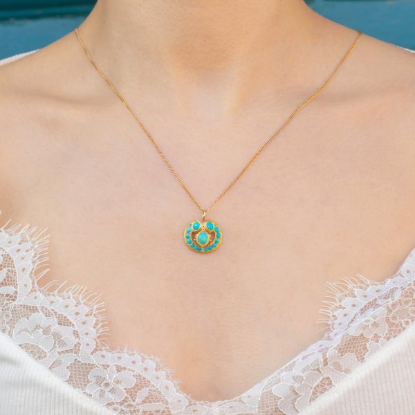 Victorian 18ct Gold Engraved Turquoise Cluster Pendant - Image 2