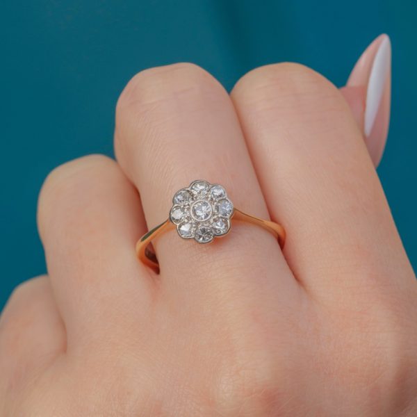 Antique 18ct Gold Diamond Daisy Cluster Ring, 0.36ct - Image 2