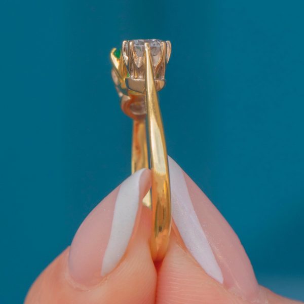 18ct Gold Emerald Diamond Trilogy Ring, 0.72ct Diamonds - Image 4
