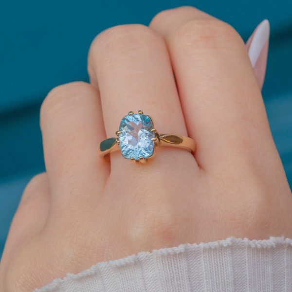 9ct Gold Blue Topaz Solitaire Ring, 1.30ct - Image 5