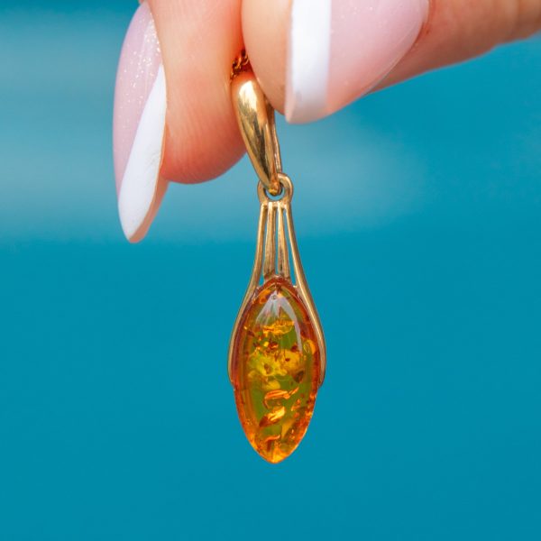 9ct Gold Amber Drop Charm